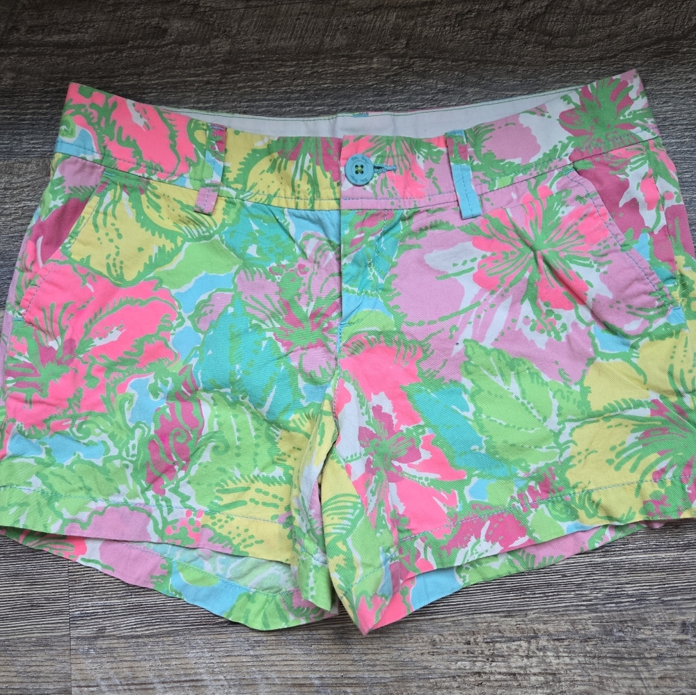 Lilly Pulitzer Callahan Vibrant Floral Women's Shorts - Pink, Green, Yellow